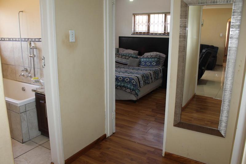 3 Bedroom Property for Sale in Glen Lilly Western Cape